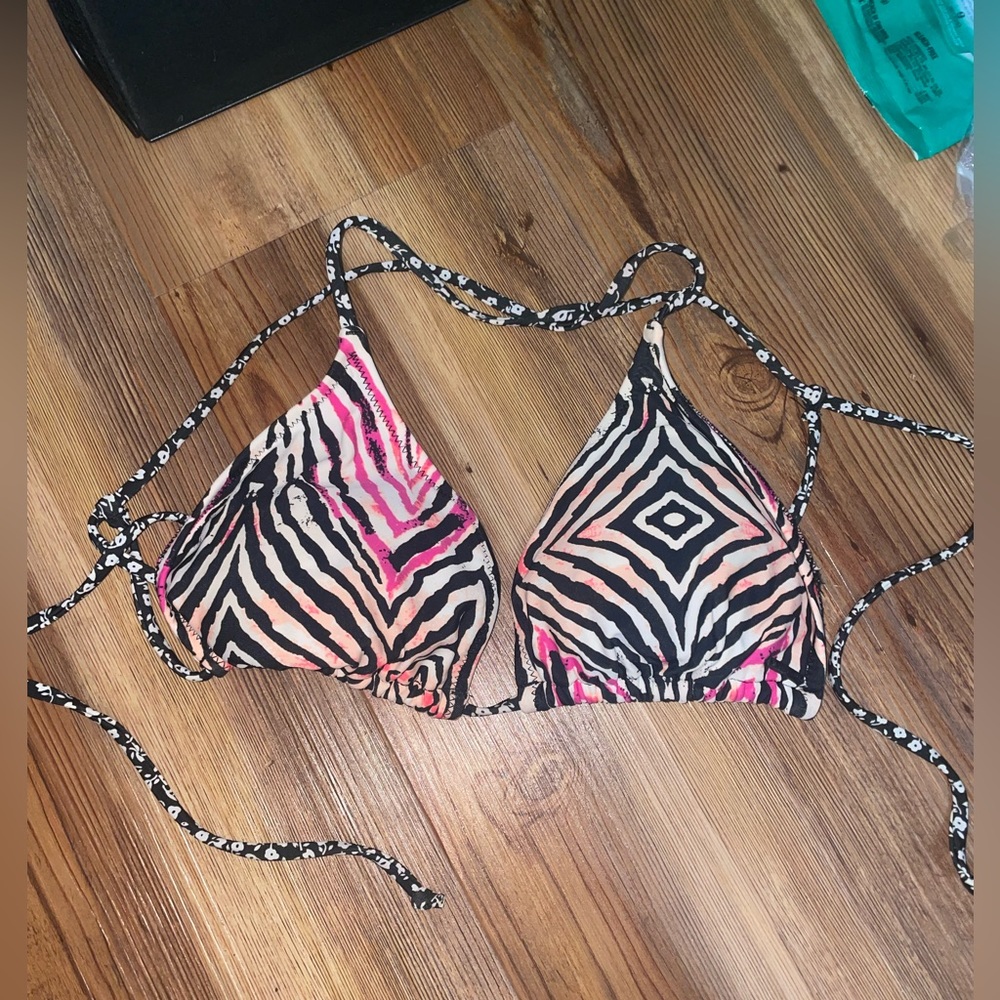Volcom bikini top